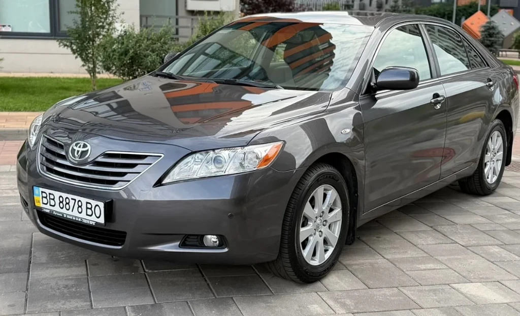 Toyota Camry XV40 2009 року продають у стані капсули часу у Києві: ціна цікава (фото)