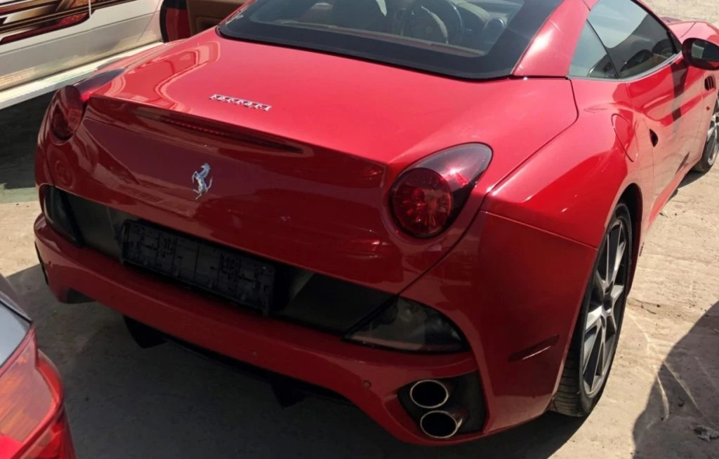 Скільки коштує найдешевша Ferrari в Україні Скільки коштує найдешевша Ferrari в Україні