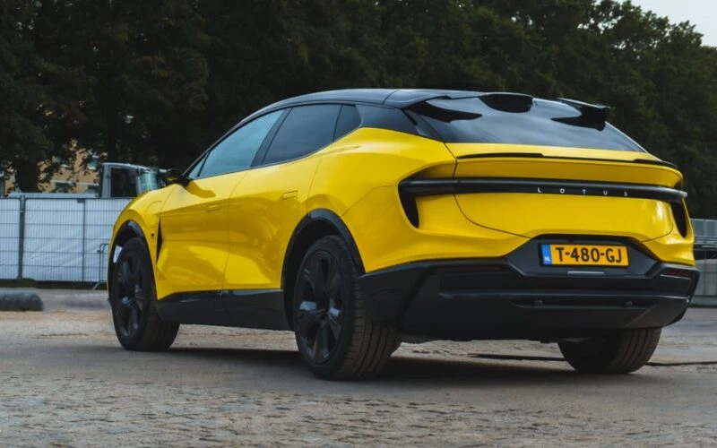 McLaren випустить свій перший SUV до 2030 року