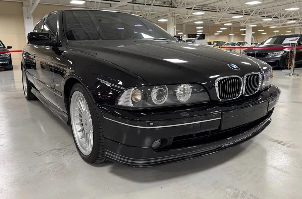 BMW-Alpina B10 2001 музейного стану продають на Дніпропетровщині: яка ціна (фото)
